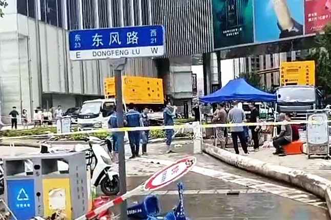 IM官方版网站登录入口-IM(中国)排涝突击队在排涝现场